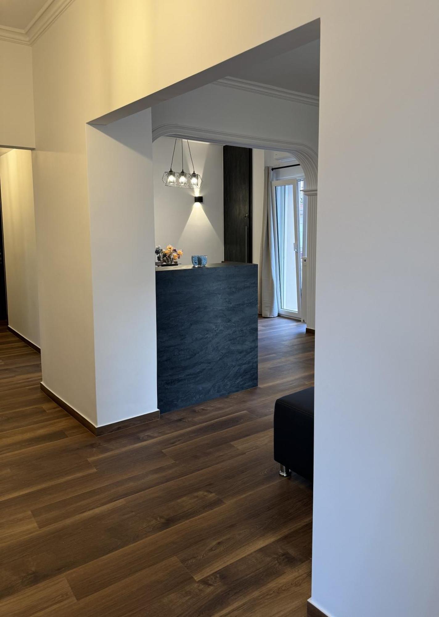 Navaro Apartments Patras Exterior photo